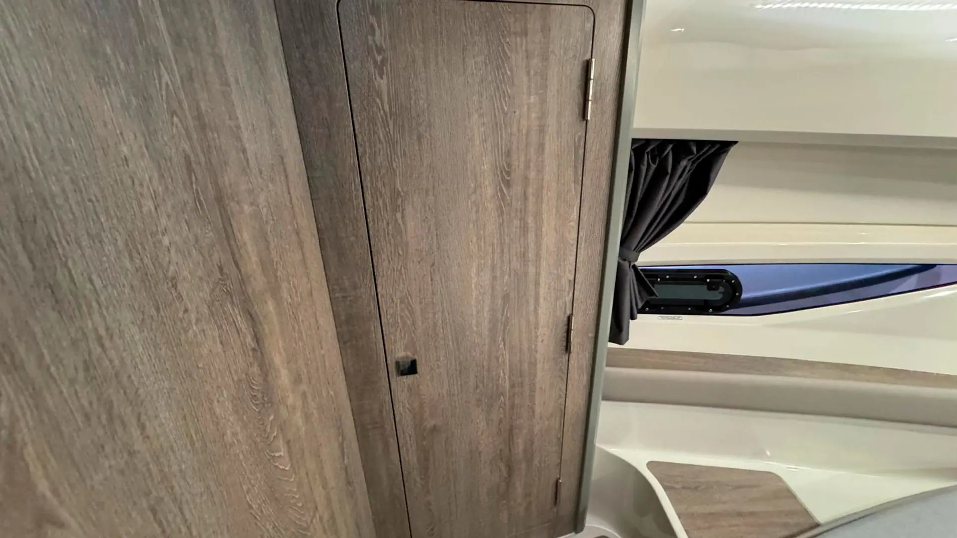 Barco-nuevo-entrega-inmediata-Quicksilver-Activ-755-Sundeck-ap-puerta