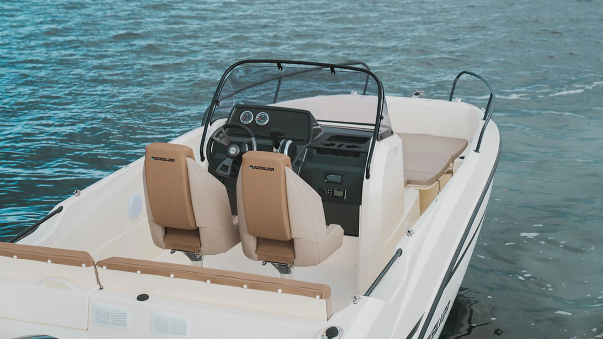 Quicksilver-costa-brava-activ-605-open-vista-panel