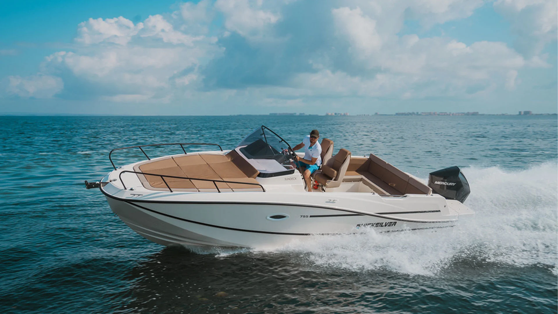 Quicksilver-costa-brava-activ-755-sundeck-imagen-principal