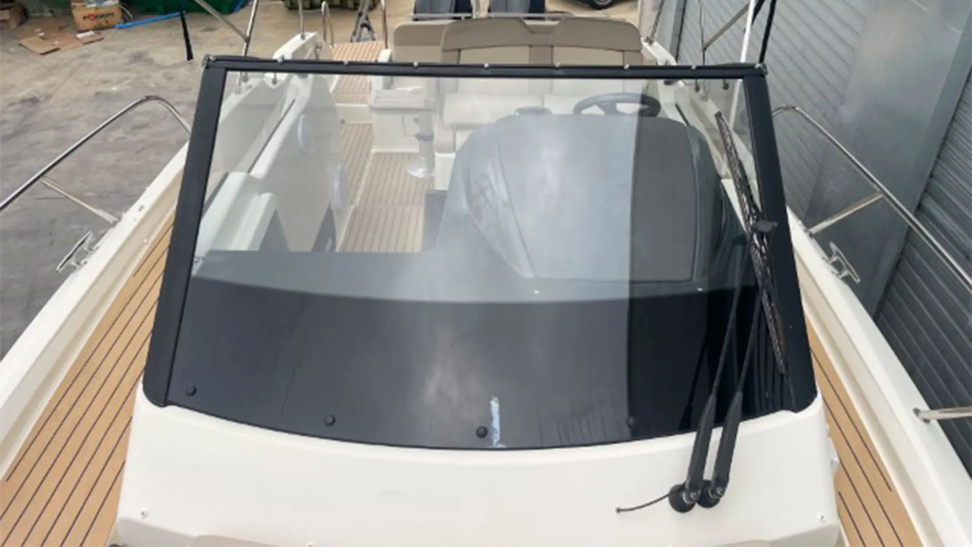 barco-de-segunda-mano-quicksilver-activ-875-sundeck-consola