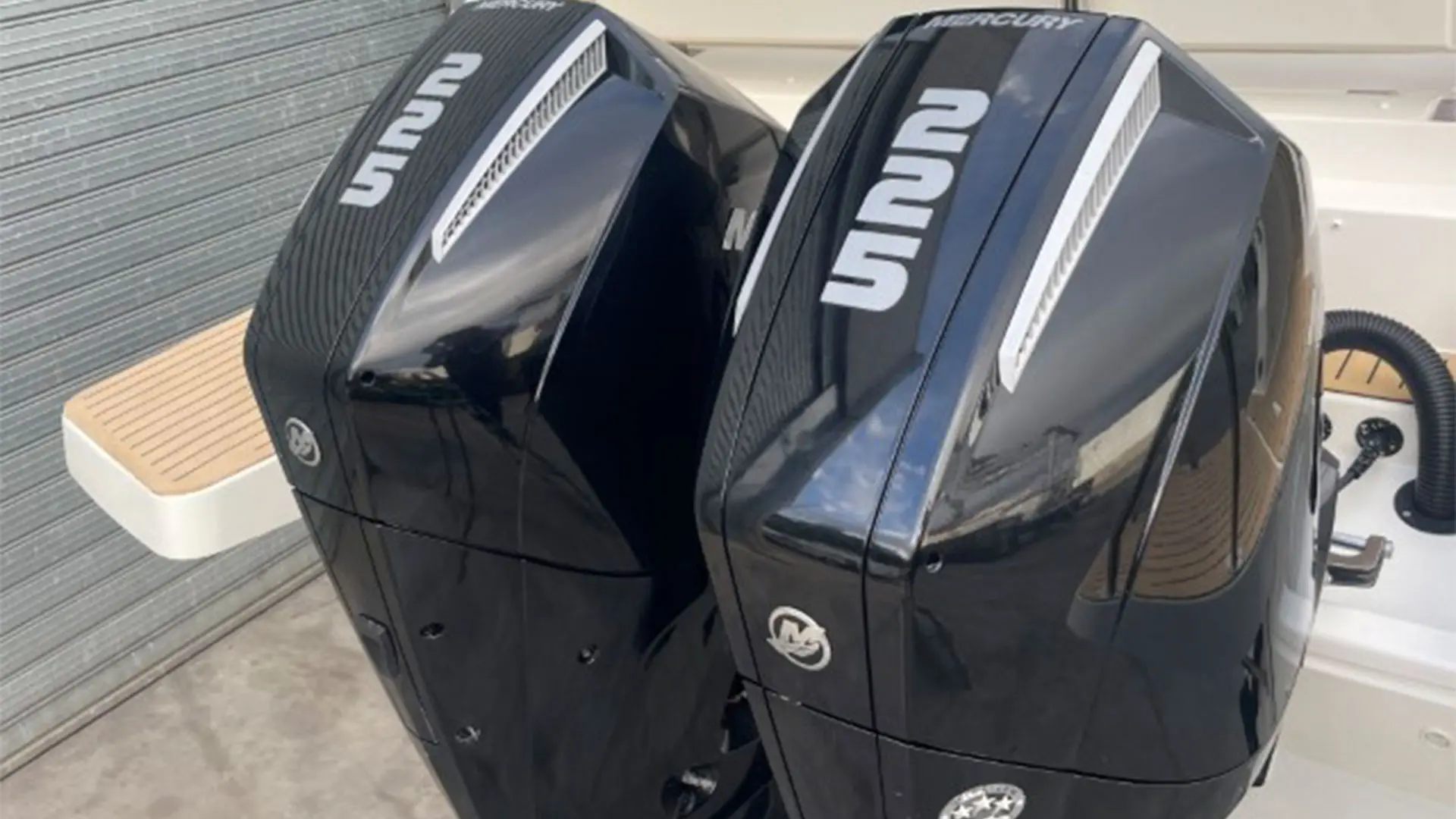 barco-de-segunda-mano-quicksilver-activ-875-sundeck-vista-motores-fueraborda-mercury