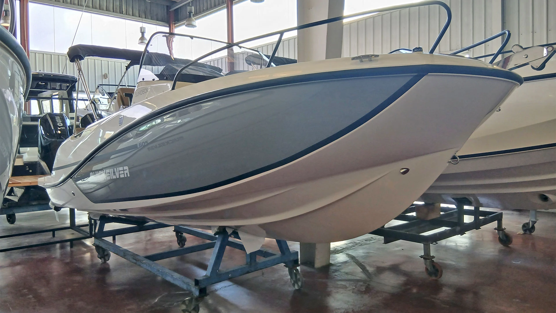 barco-nuevo-entrega-inmadiata-quicksilver-activ-605-sundeck-casco