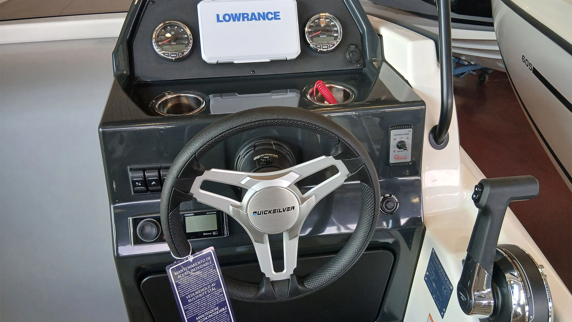 barco-nuevo-entrega-inmadiata-quicksilver-activ-605-sundeck-consola