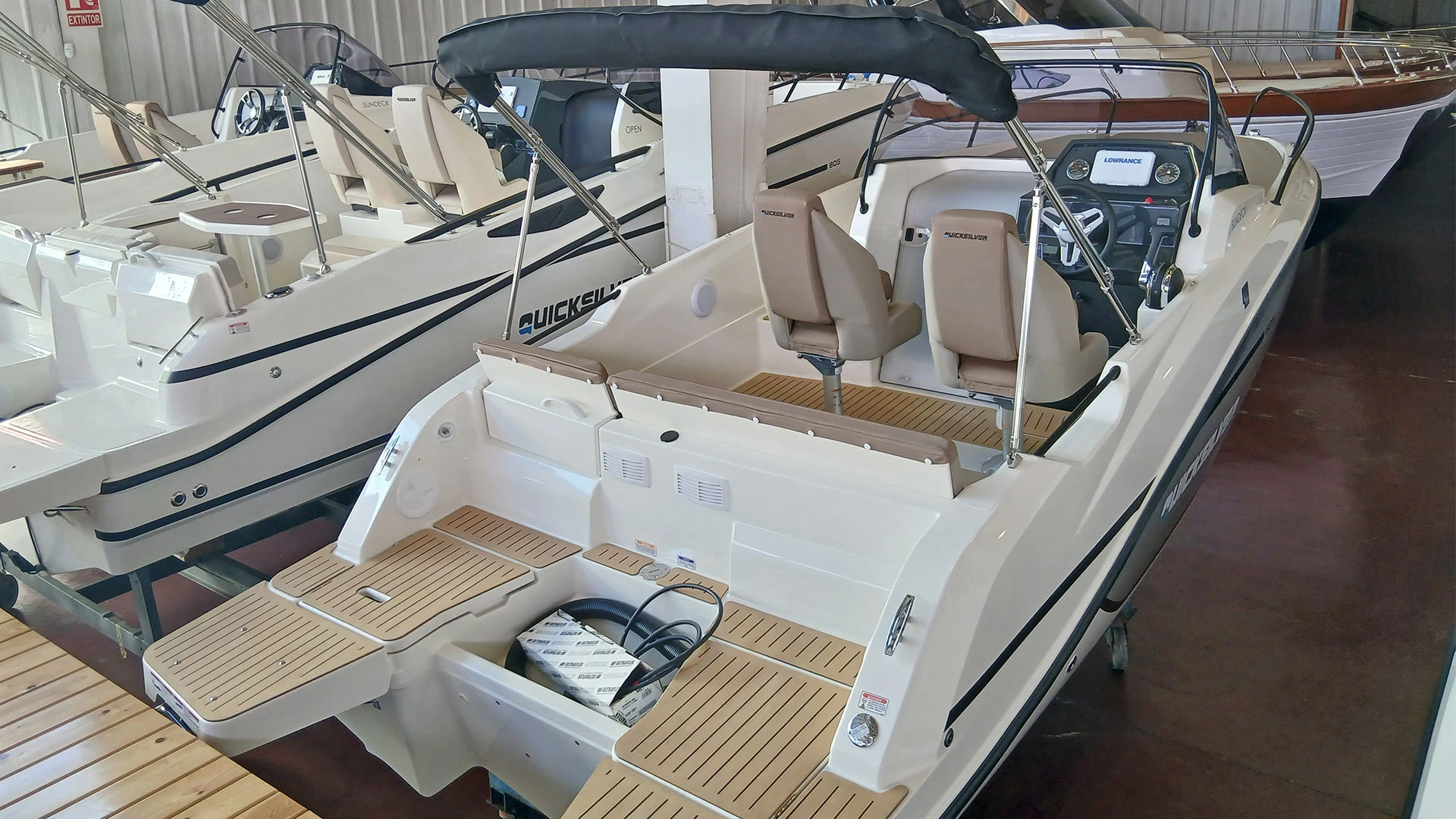 barco-nuevo-entrega-inmadiata-quicksilver-activ-605-sundeck-imagen-principal