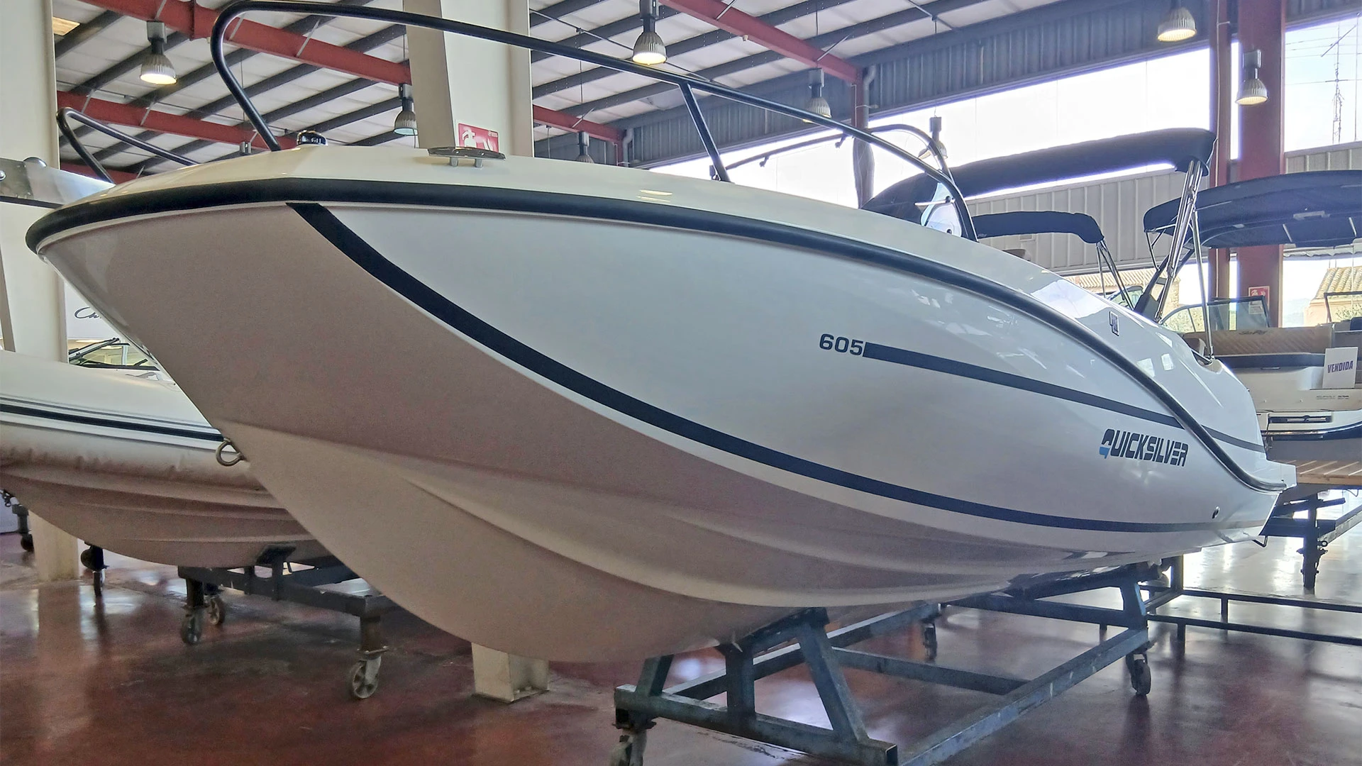 barco-nuevo-entrega-inmediata-quicksilver-activ-605-open-casco