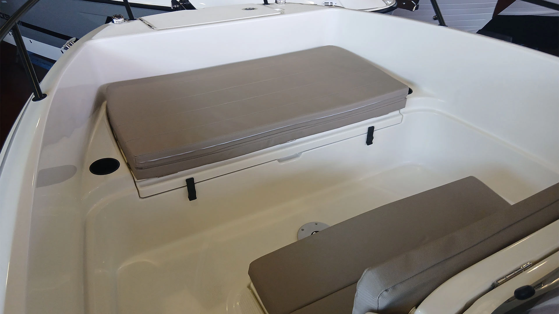 barco-nuevo-entrega-inmediata-quicksilver-activ-605-open-proa