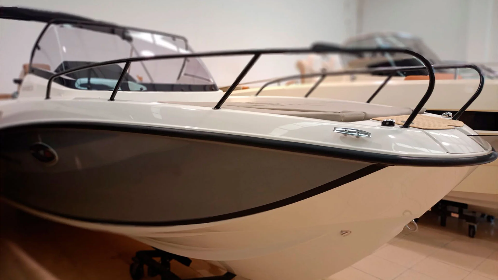 barco-nuevo-entrega-inmediata-quicksilver-activ-675-sundeck-casco