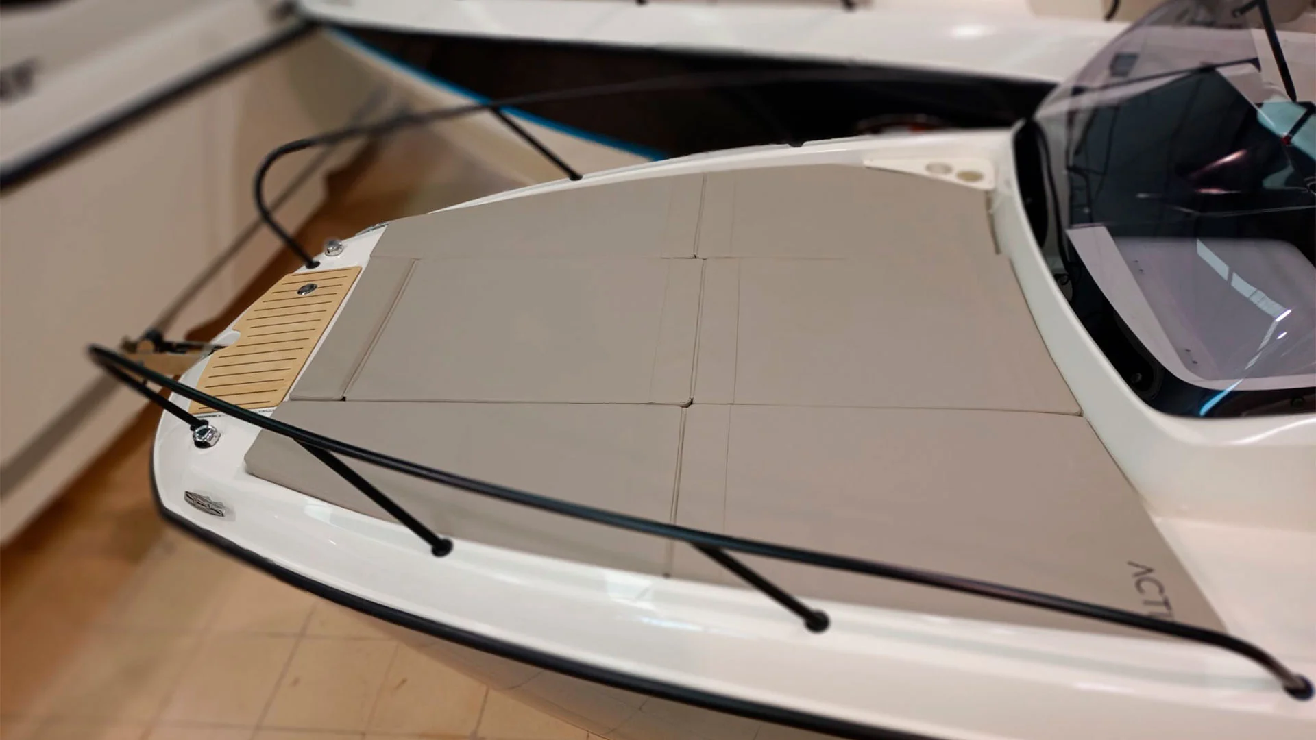 barco-nuevo-entrega-inmediata-quicksilver-activ-675-sundeck-solarium