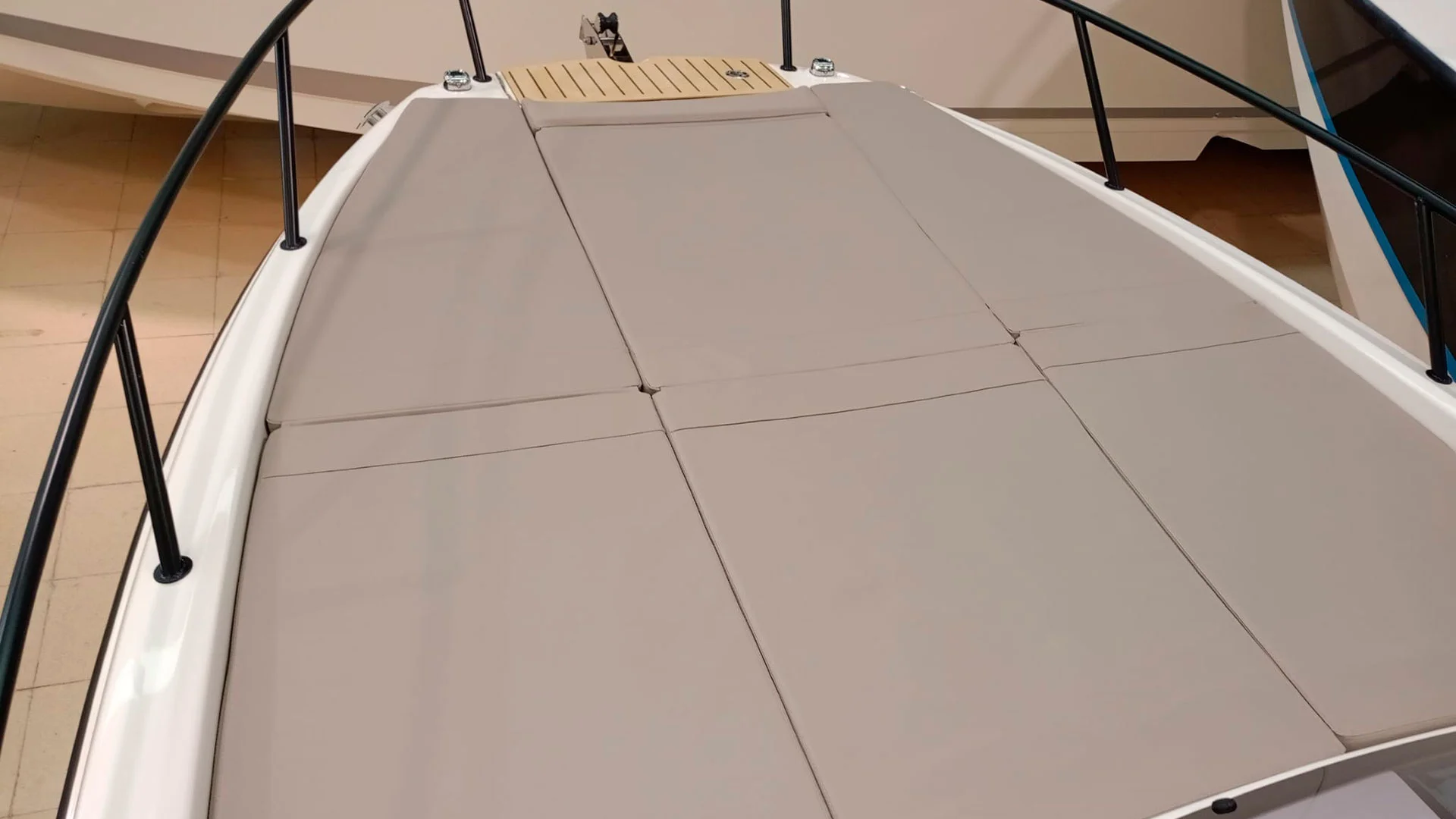 barco-nuevo-entrega-inmediata-quicksilver-activ-675-sundeck-zona-solarium