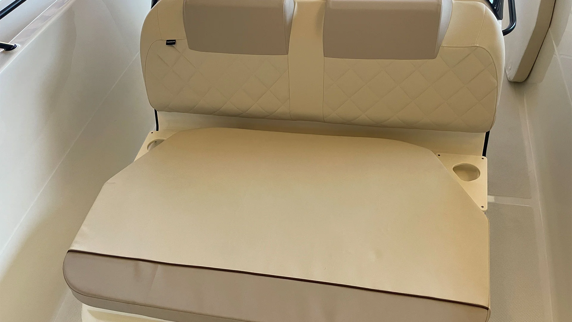 barco-nuevo-entrega-inmediata-quicksilver-activ-805-open-asiento-solarium