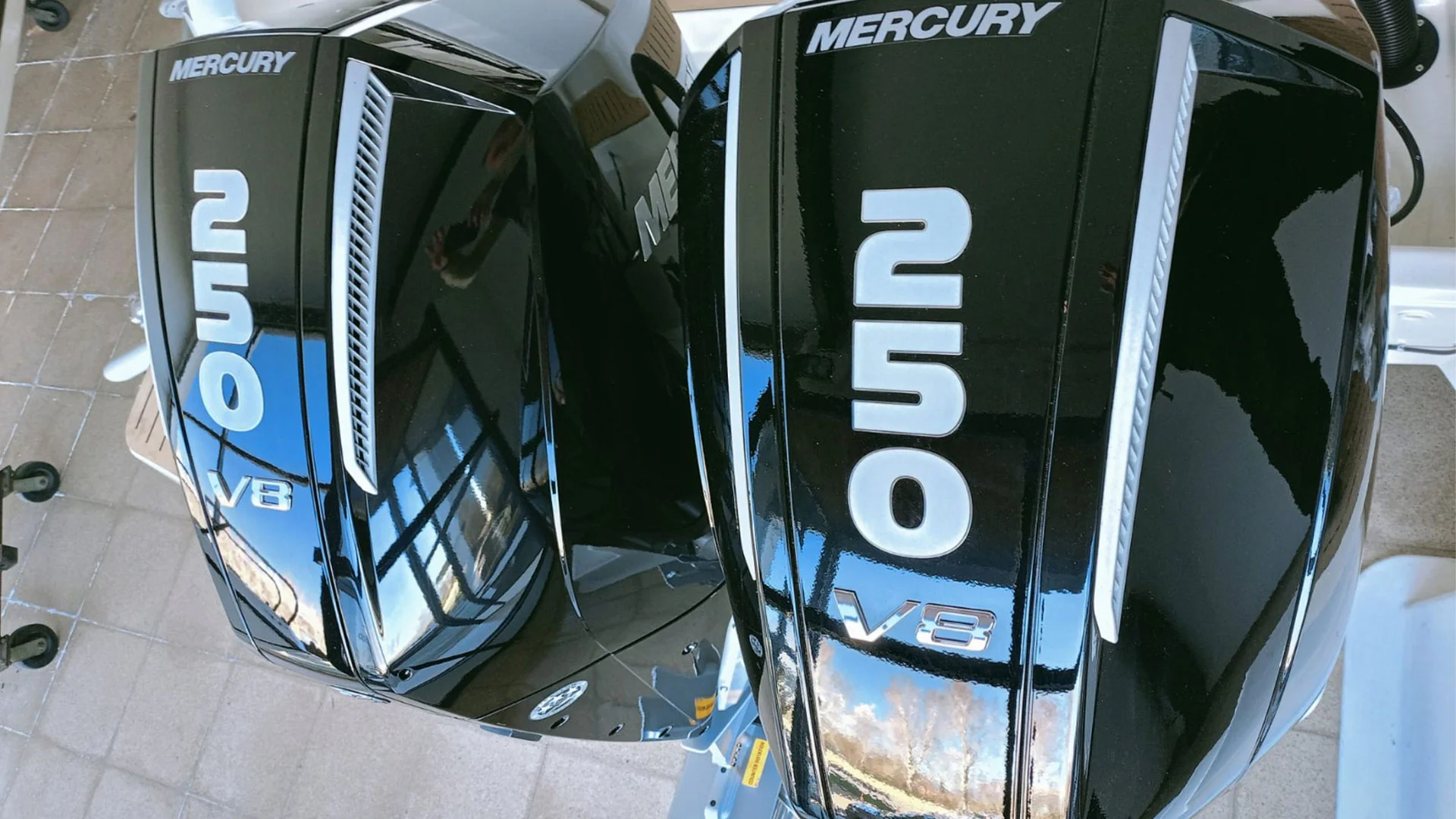 barcos-nuevos-entrega-inmediata-quicksilver-activ-875-sundeck-motores-fueraborda-mercury