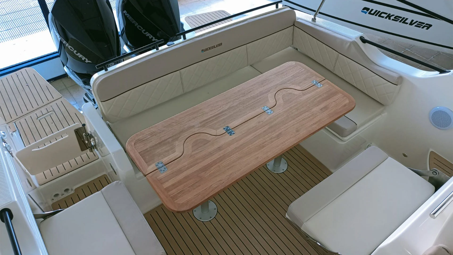 barcos-nuevos-entrega-inmediata-quicksilver-activ-875-sundeck-zona-picnic