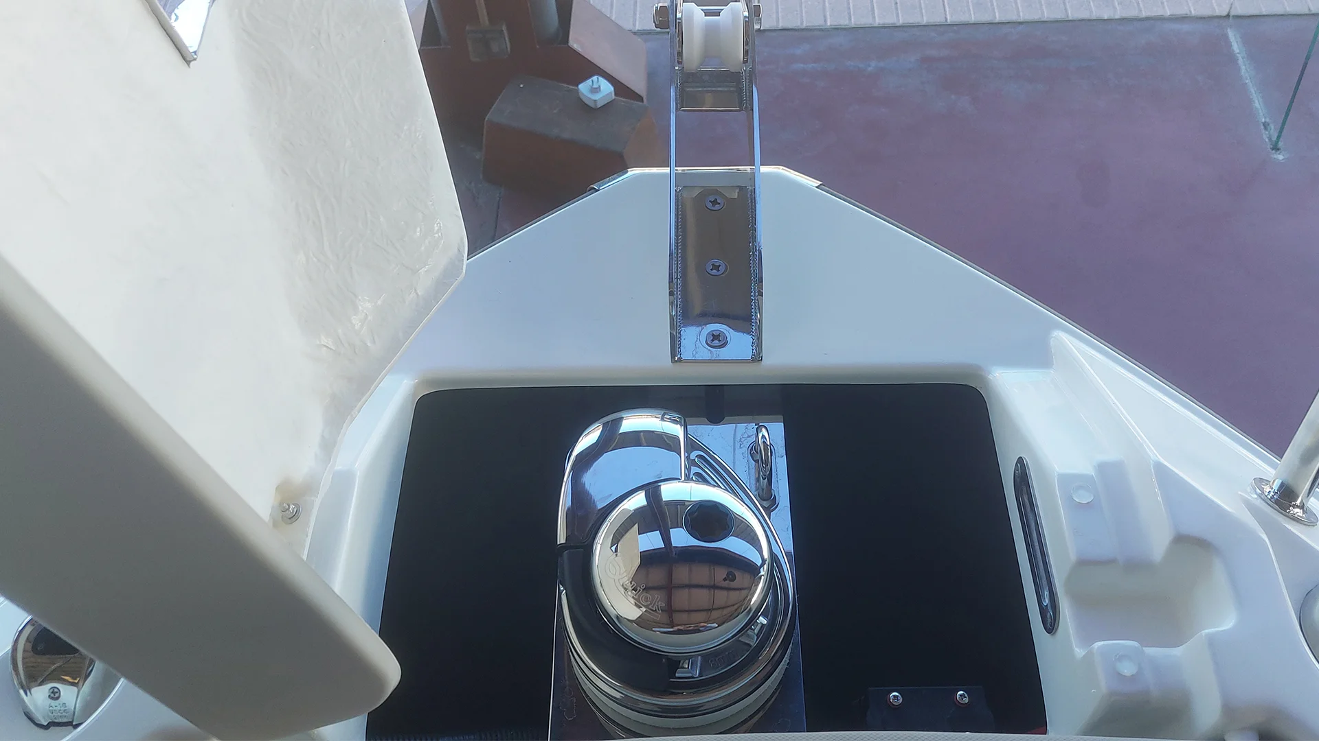 quicksilver-activ-675-bowrider-molinete-en-stock