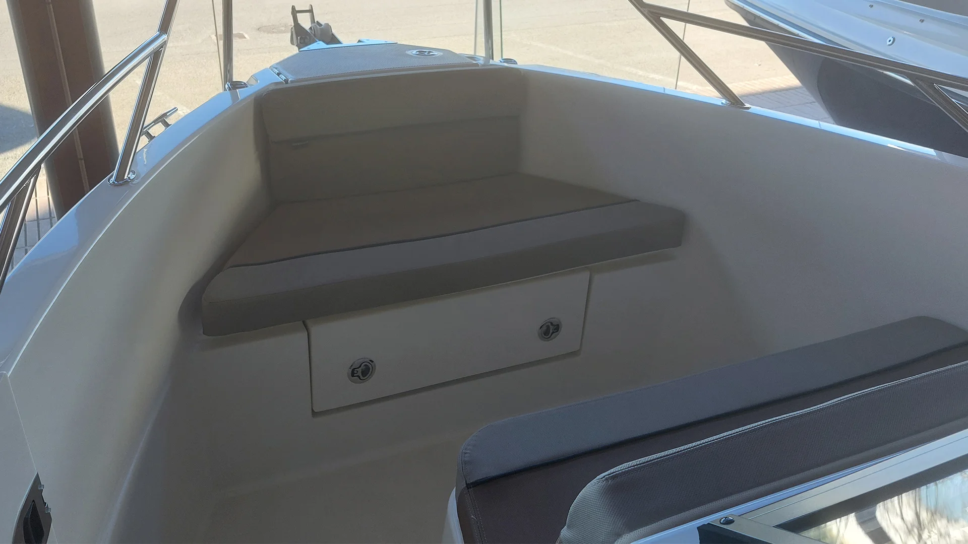 quicksilver-activ-675-bowrider-vista-proa-en-stock