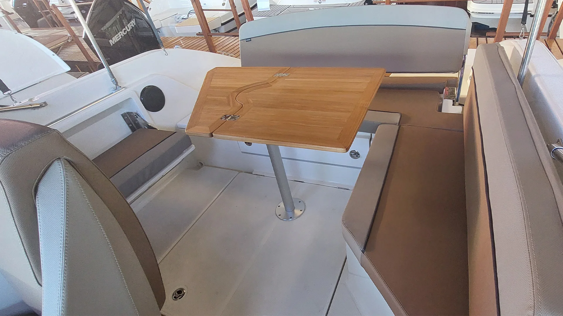 quicksilver-activ-675-bowrider-zona-picnic-en-stock